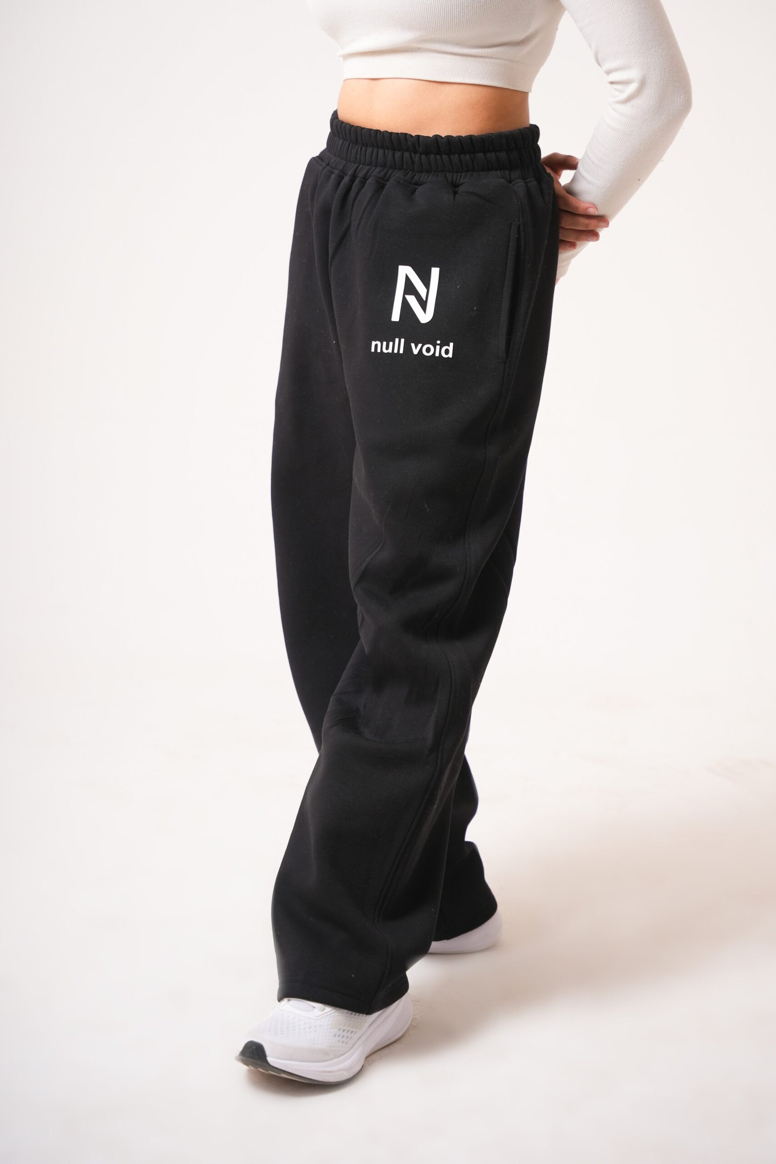 Null Void Unisex Black Relaxed Fit Jogger Pants – Premium Streetwear Comfort